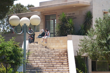 מטפלים בעזרת בעלי חיים אתר קורסים